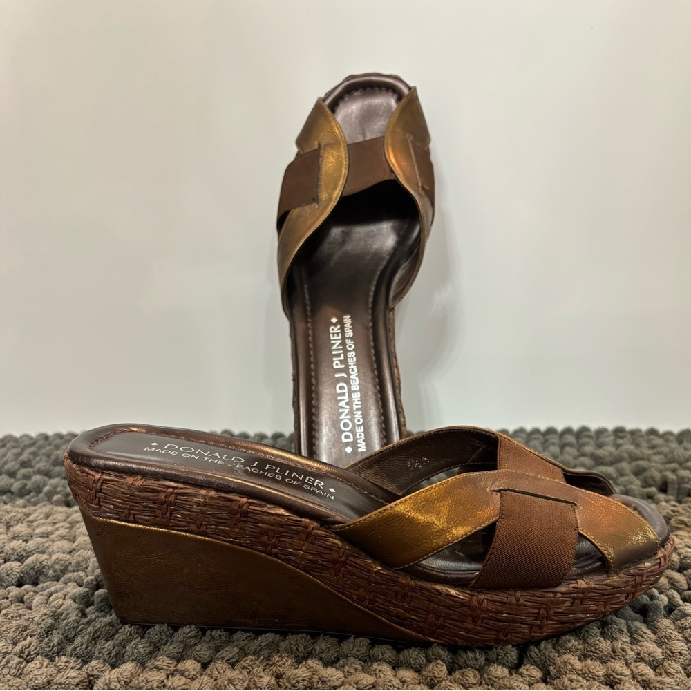 Donald J. Pliner Women's Bronze Mules - Picture 2 of 6